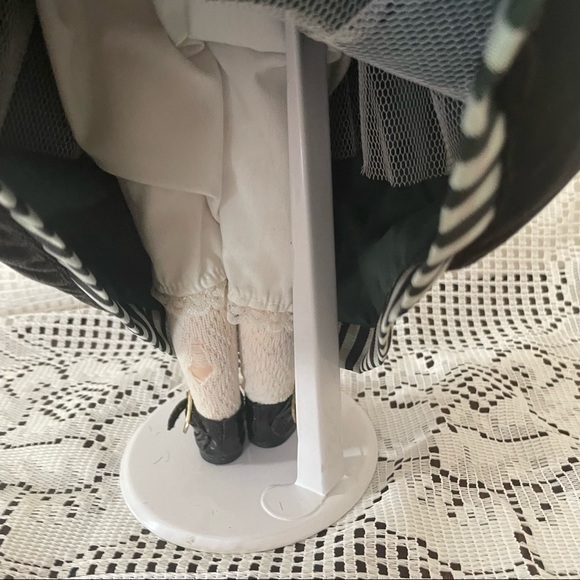 Collector Doll or Christmas Gift - Picture 6 of 8